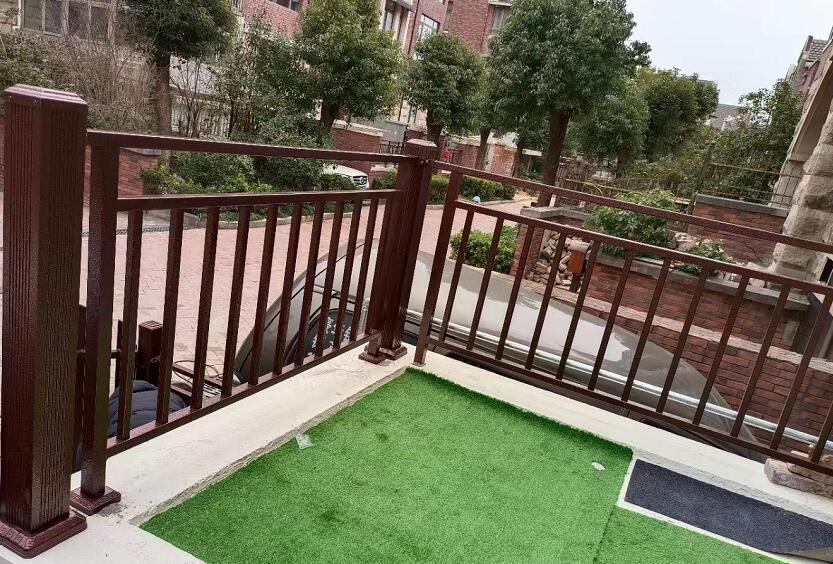 鎮(zhèn)江鋁藝護(hù)欄